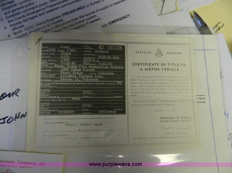 image for item AZ9019 1955 Ford F500 fire truck