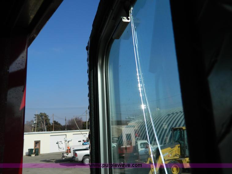 image for item D6085 1988 Ford F800 pumper fire truck