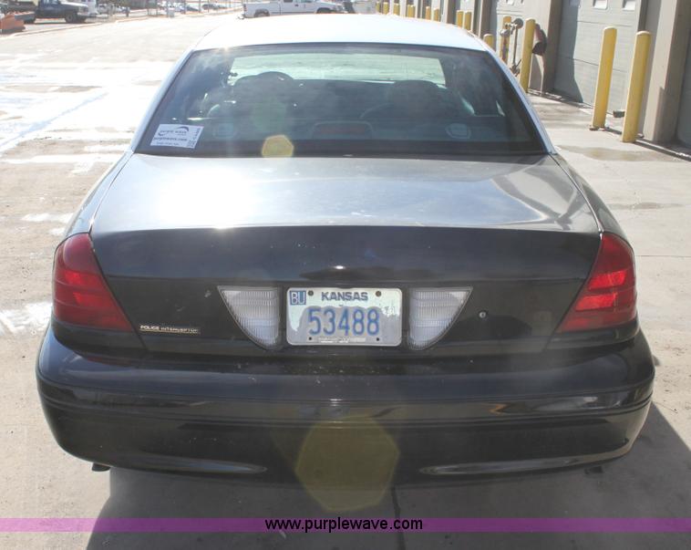 image for item G4489 2000 Ford Crown Victoria Police Interceptor
