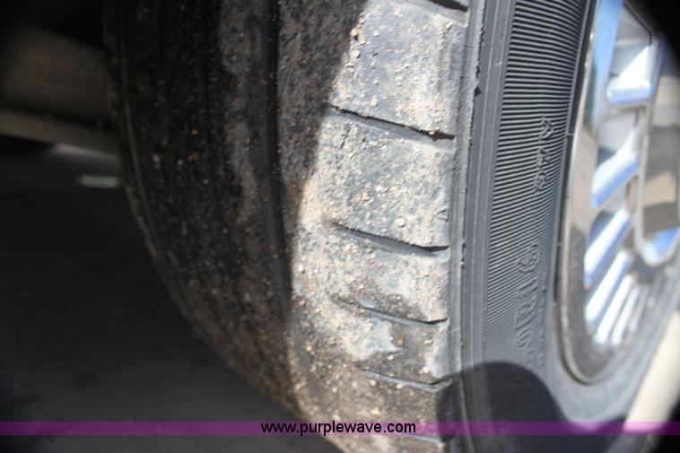 image for item G4489 2000 Ford Crown Victoria Police Interceptor