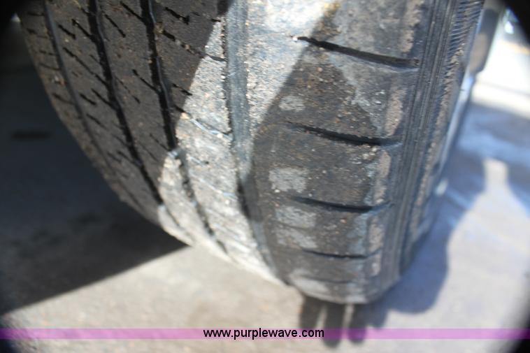 image for item G4489 2000 Ford Crown Victoria Police Interceptor