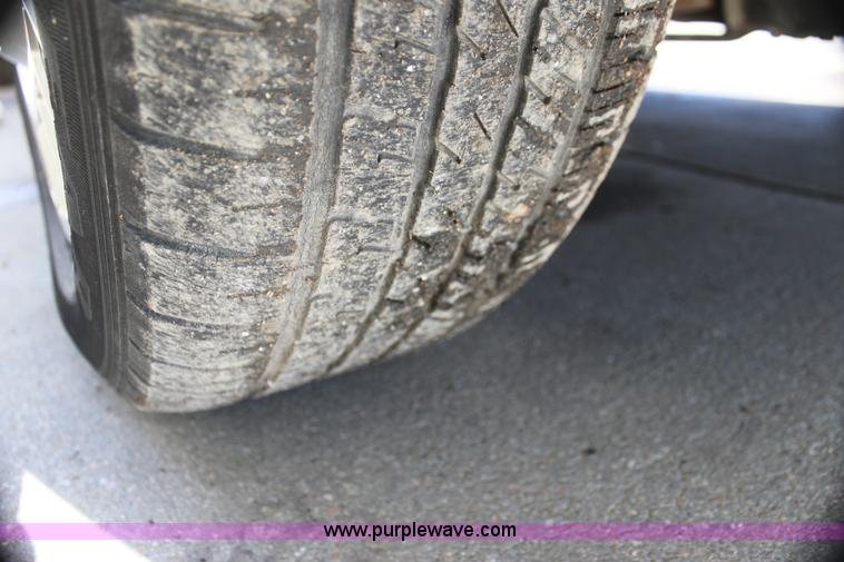 image for item G4489 2000 Ford Crown Victoria Police Interceptor