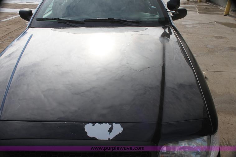 image for item G4490 2004 Ford Crown Victoria Police Interceptor
