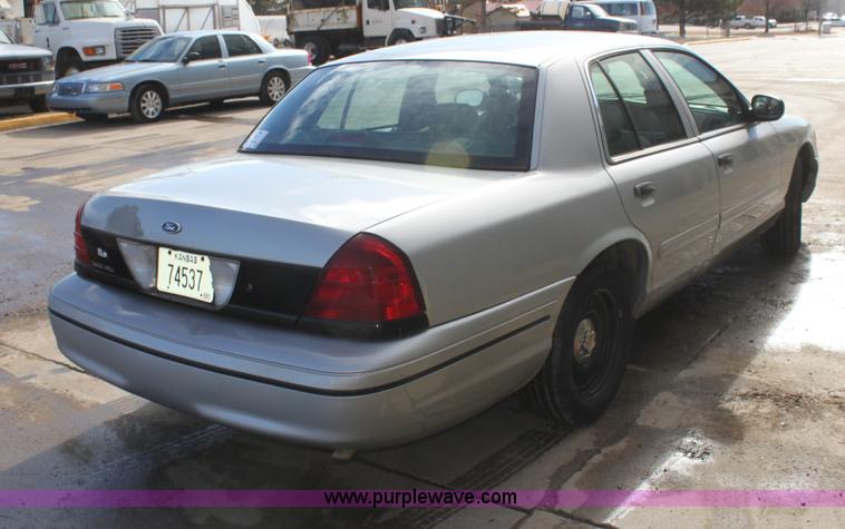 image for item G4491 2000 Ford Crown Victoria Police Interceptor