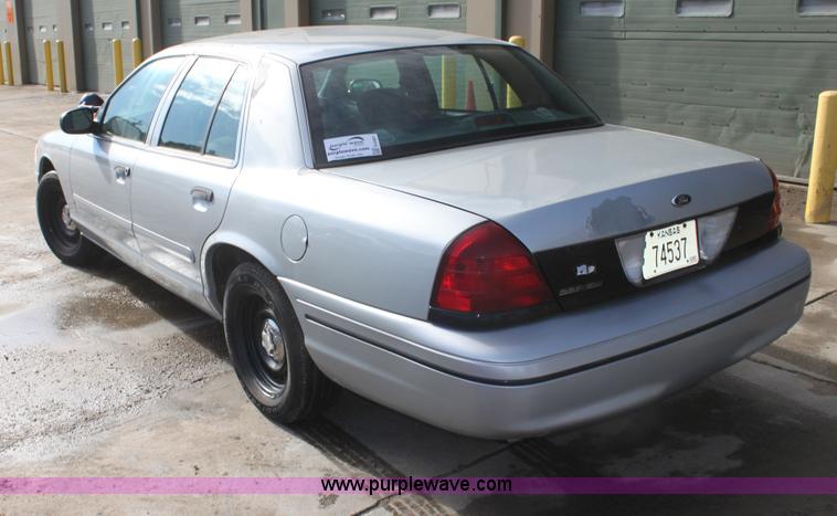 image for item G4491 2000 Ford Crown Victoria Police Interceptor