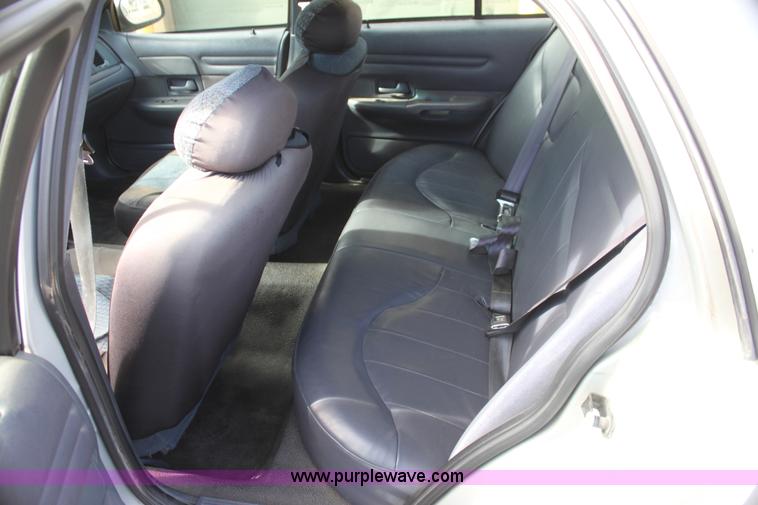 image for item G4491 2000 Ford Crown Victoria Police Interceptor