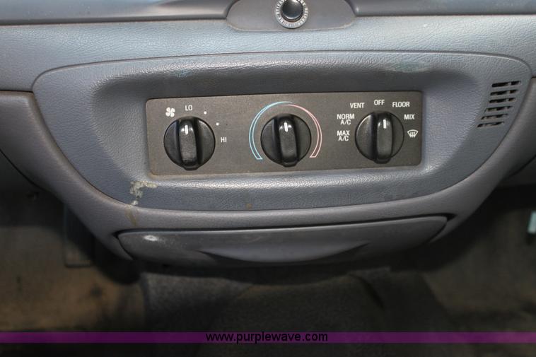 image for item G4491 2000 Ford Crown Victoria Police Interceptor