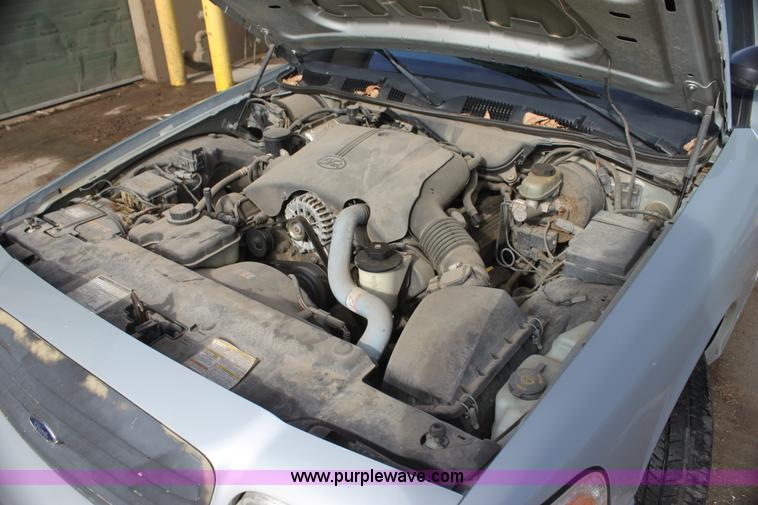 image for item G4491 2000 Ford Crown Victoria Police Interceptor