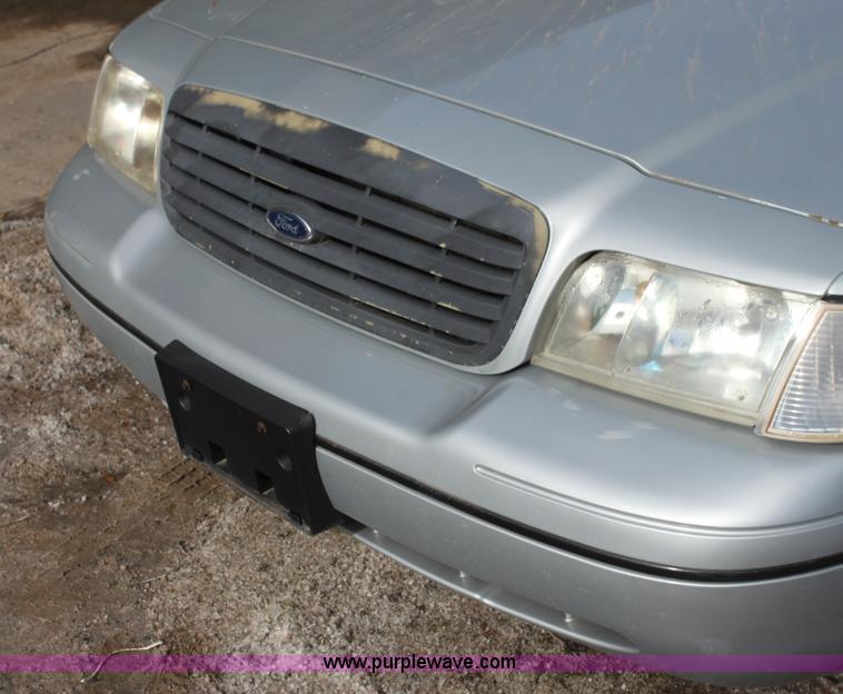 image for item G4491 2000 Ford Crown Victoria Police Interceptor