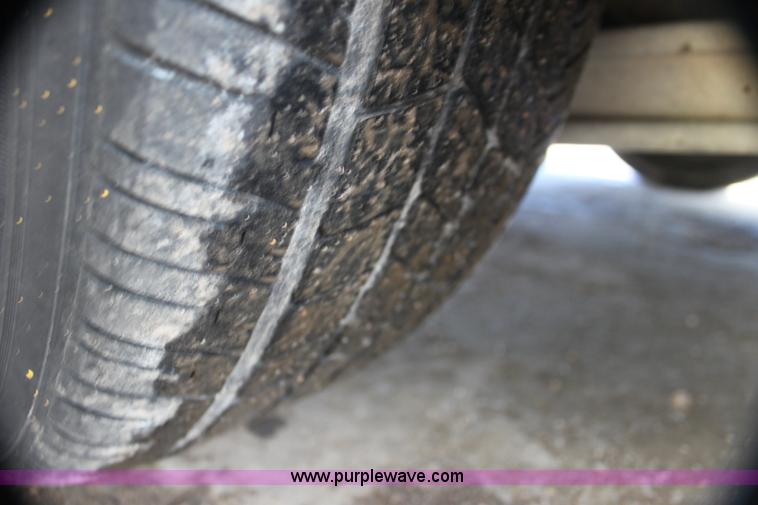 image for item G4491 2000 Ford Crown Victoria Police Interceptor