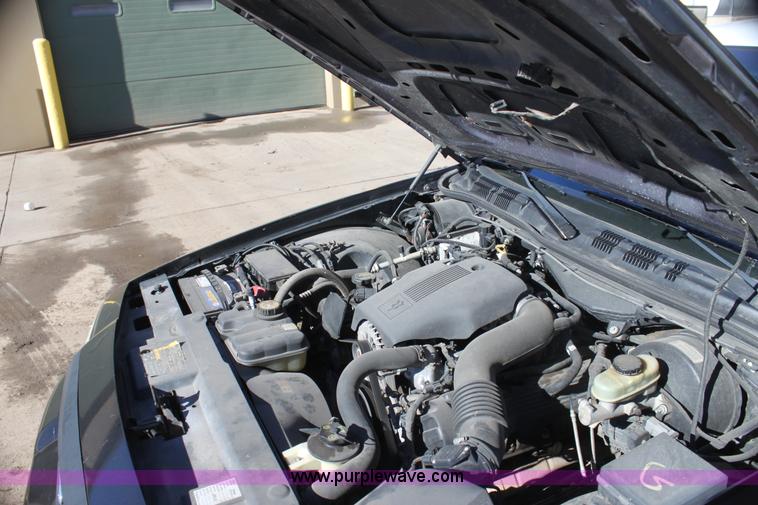 image for item G4493 2003 Ford Crown Victoria Police Interceptor