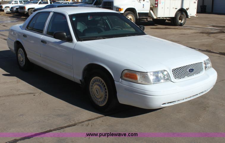 image for item G4494 2001 Ford Crown Victoria Police Interceptor
