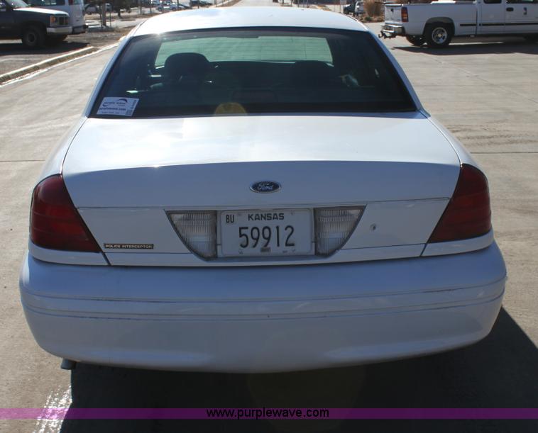 image for item G4494 2001 Ford Crown Victoria Police Interceptor