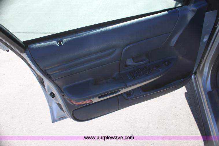 image for item G4494 2001 Ford Crown Victoria Police Interceptor