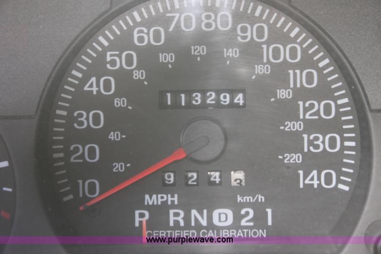 image for item G4494 2001 Ford Crown Victoria Police Interceptor