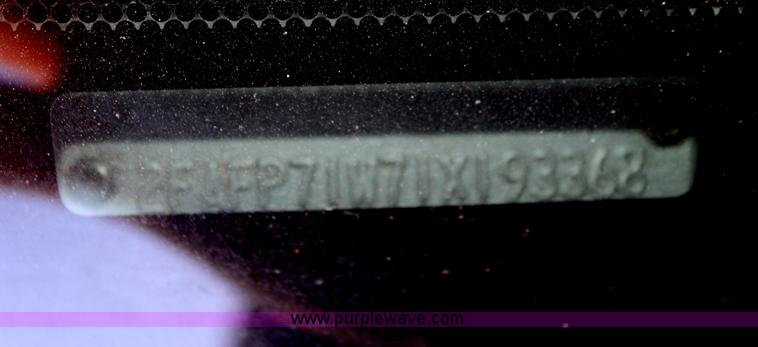 image for item G4494 2001 Ford Crown Victoria Police Interceptor