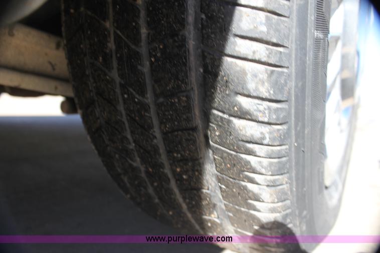 image for item G4494 2001 Ford Crown Victoria Police Interceptor