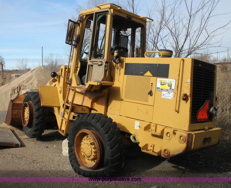 image for item G4496 1991 Caterpillar 916 wheel loader