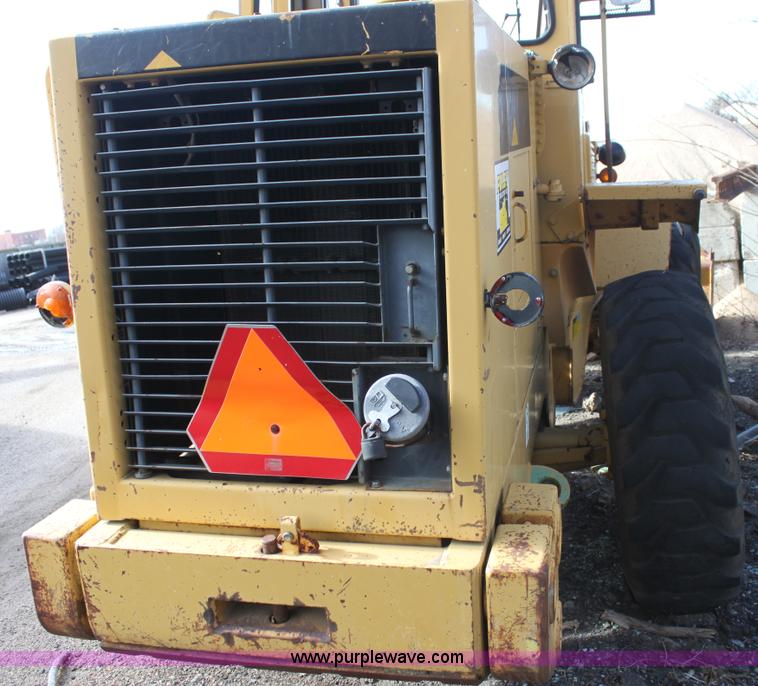 image for item G4496 1991 Caterpillar 916 wheel loader