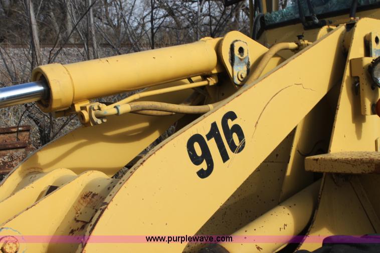 image for item G4496 1991 Caterpillar 916 wheel loader