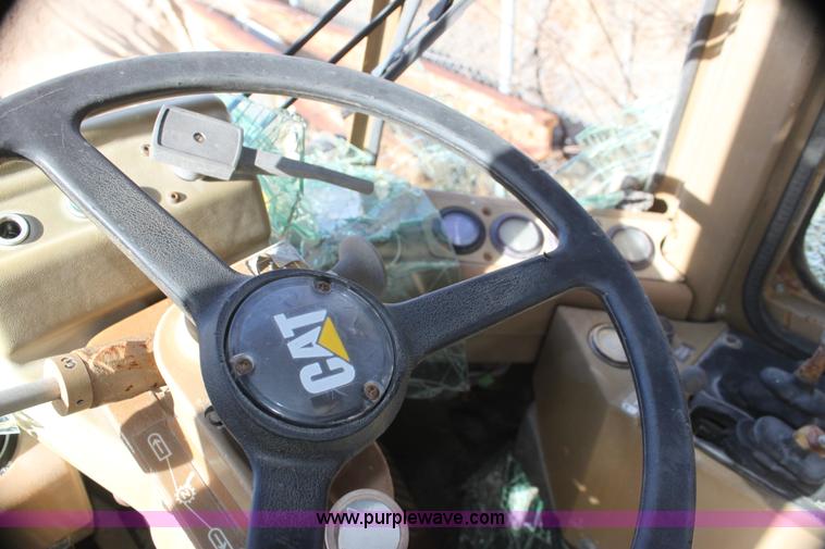 image for item G4496 1991 Caterpillar 916 wheel loader