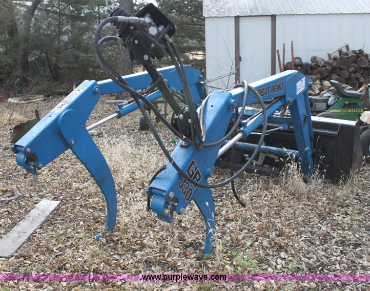 image for item G4497 Great Bend 330 loader