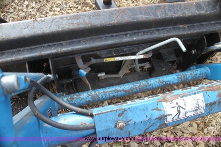 image for item G4497 Great Bend 330 loader