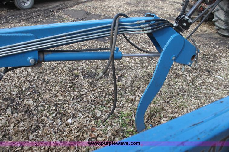 image for item G4497 Great Bend 330 loader