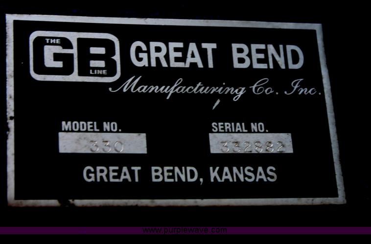 image for item G4497 Great Bend 330 loader