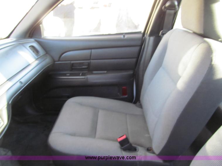 image for item G9637 2008 Ford Crown Victoria Police Interceptor