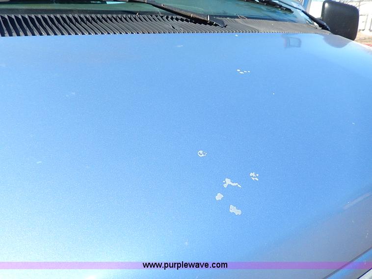 image for item H1285 1997 Ford Club Wagon bus