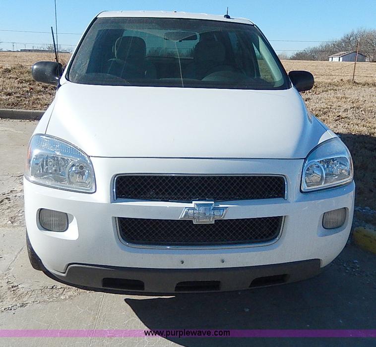image for item H1289 2008 Chevrolet Uplander LS van