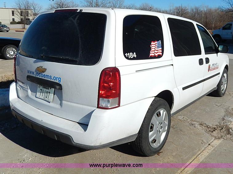 image for item H1289 2008 Chevrolet Uplander LS van