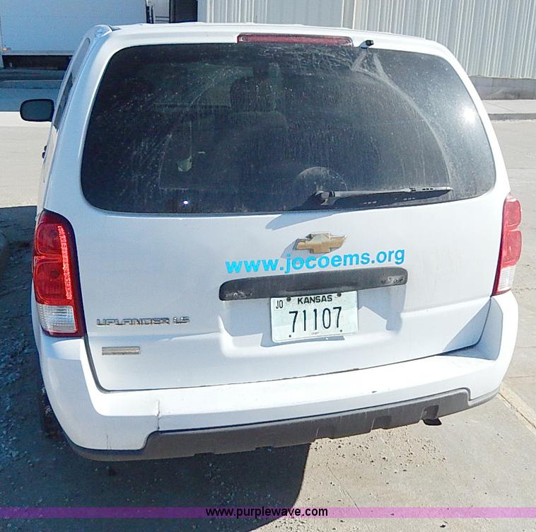image for item H1289 2008 Chevrolet Uplander LS van