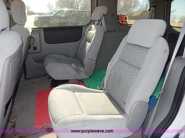 image for item H1289 2008 Chevrolet Uplander LS van