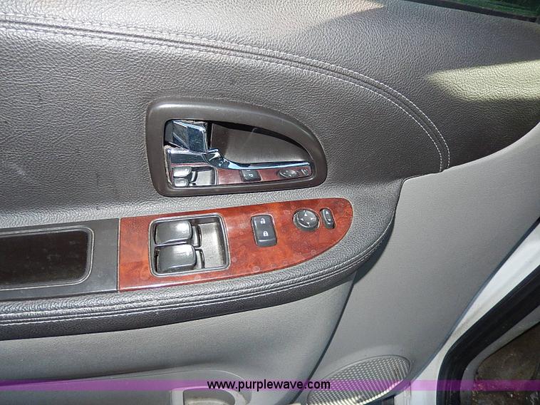 image for item H1289 2008 Chevrolet Uplander LS van