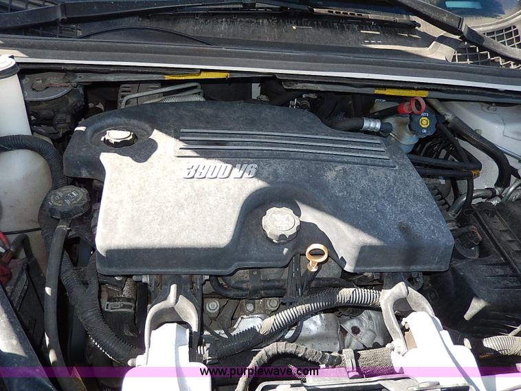 image for item H1289 2008 Chevrolet Uplander LS van