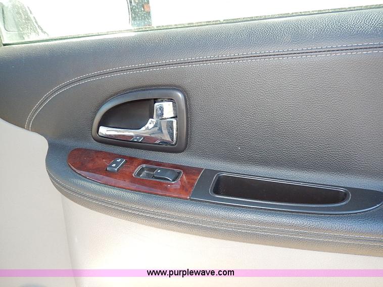 image for item H1289 2008 Chevrolet Uplander LS van