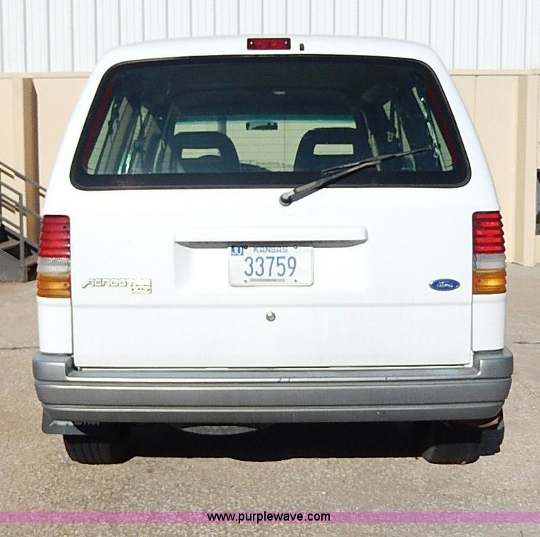 image for item H1293 1995 Ford Aerostar XLT van