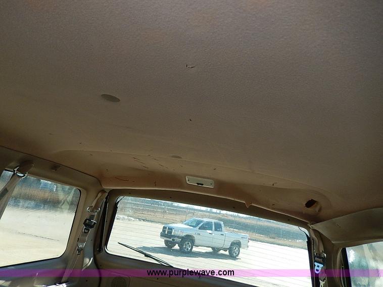 image for item H1293 1995 Ford Aerostar XLT van