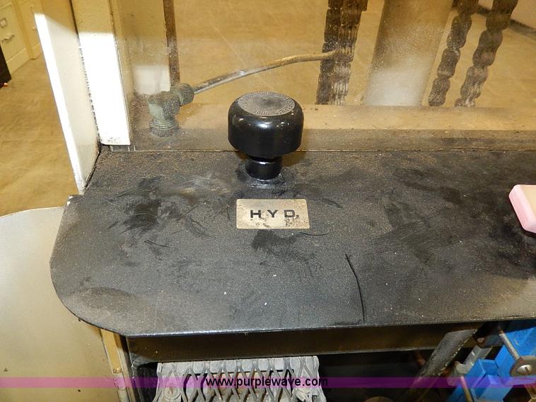 image for item H1294 Crown 15B electric pallet jack