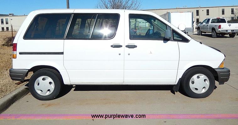 image for item H1295 1996 Ford Aerostar XLT van