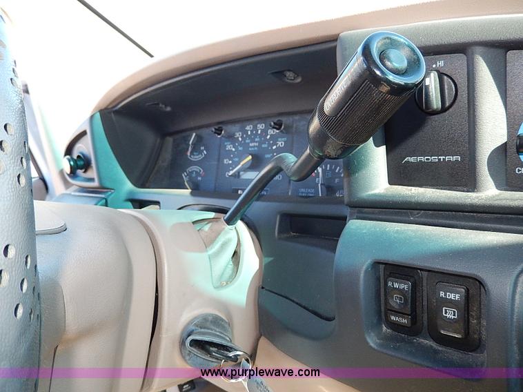 image for item H1295 1996 Ford Aerostar XLT van