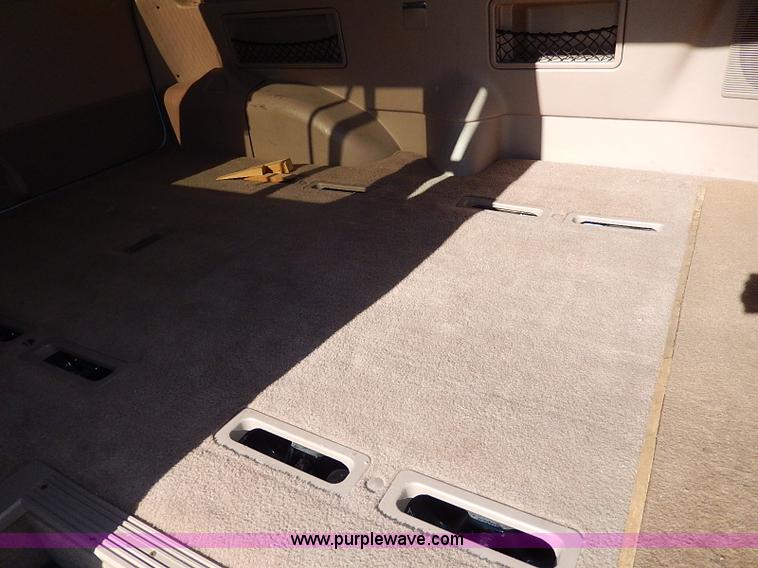 image for item H1295 1996 Ford Aerostar XLT van