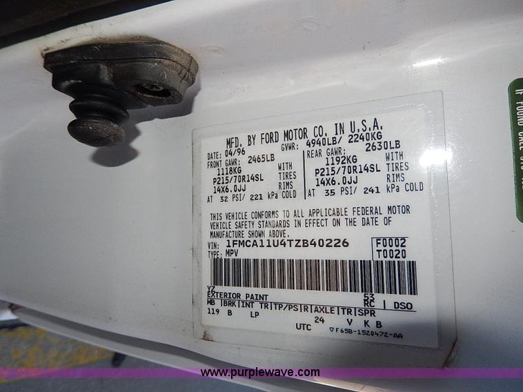 image for item H1295 1996 Ford Aerostar XLT van