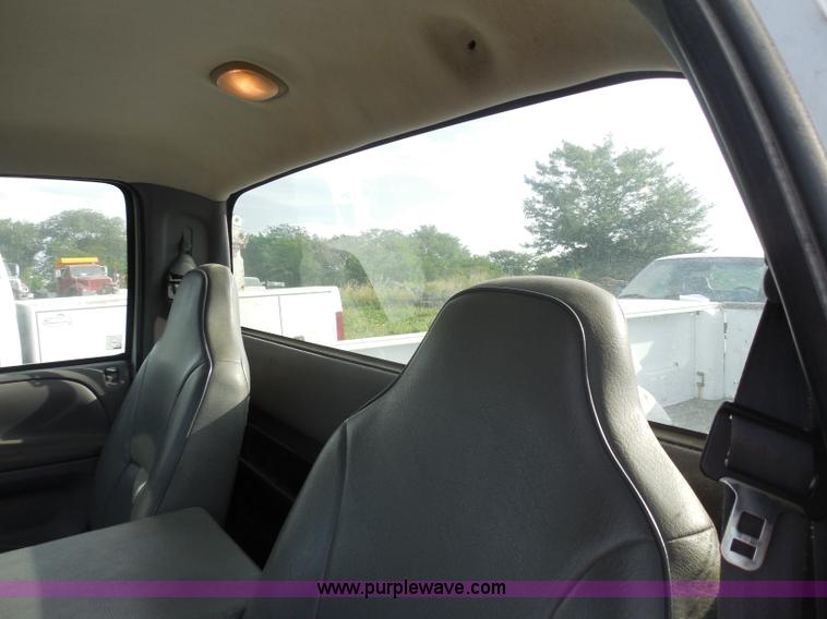 image for item H6671 1998 Dodge Ram 1500 pickup truck