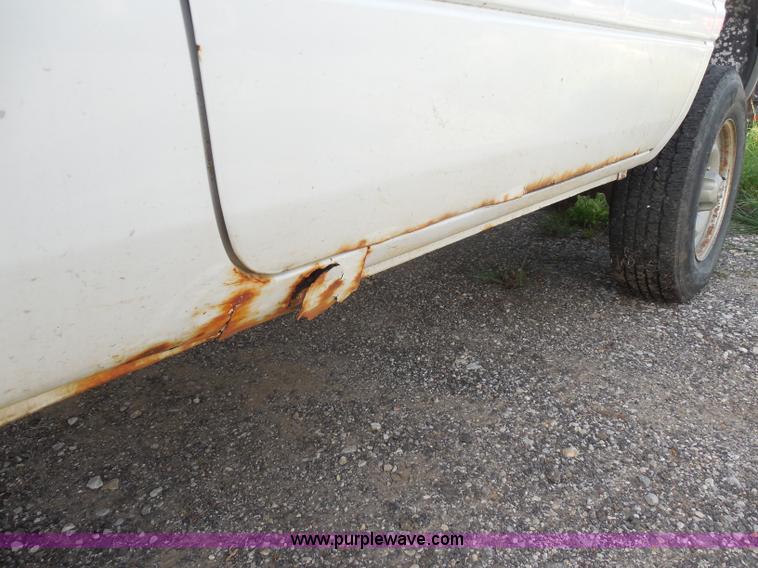 image for item H6671 1998 Dodge Ram 1500 pickup truck