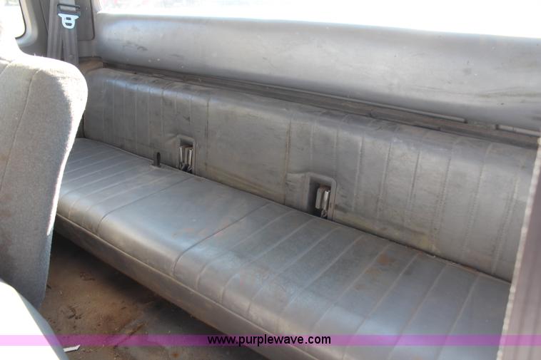 image for item H7759 1995 Ford F250 HD XL SuperCab pickup truck