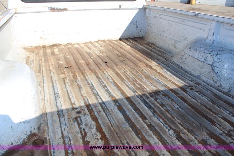 image for item H7759 1995 Ford F250 HD XL SuperCab pickup truck