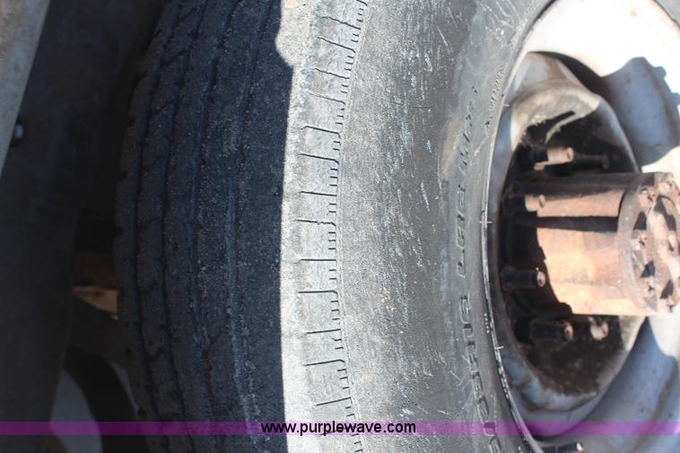 image for item H7759 1995 Ford F250 HD XL SuperCab pickup truck